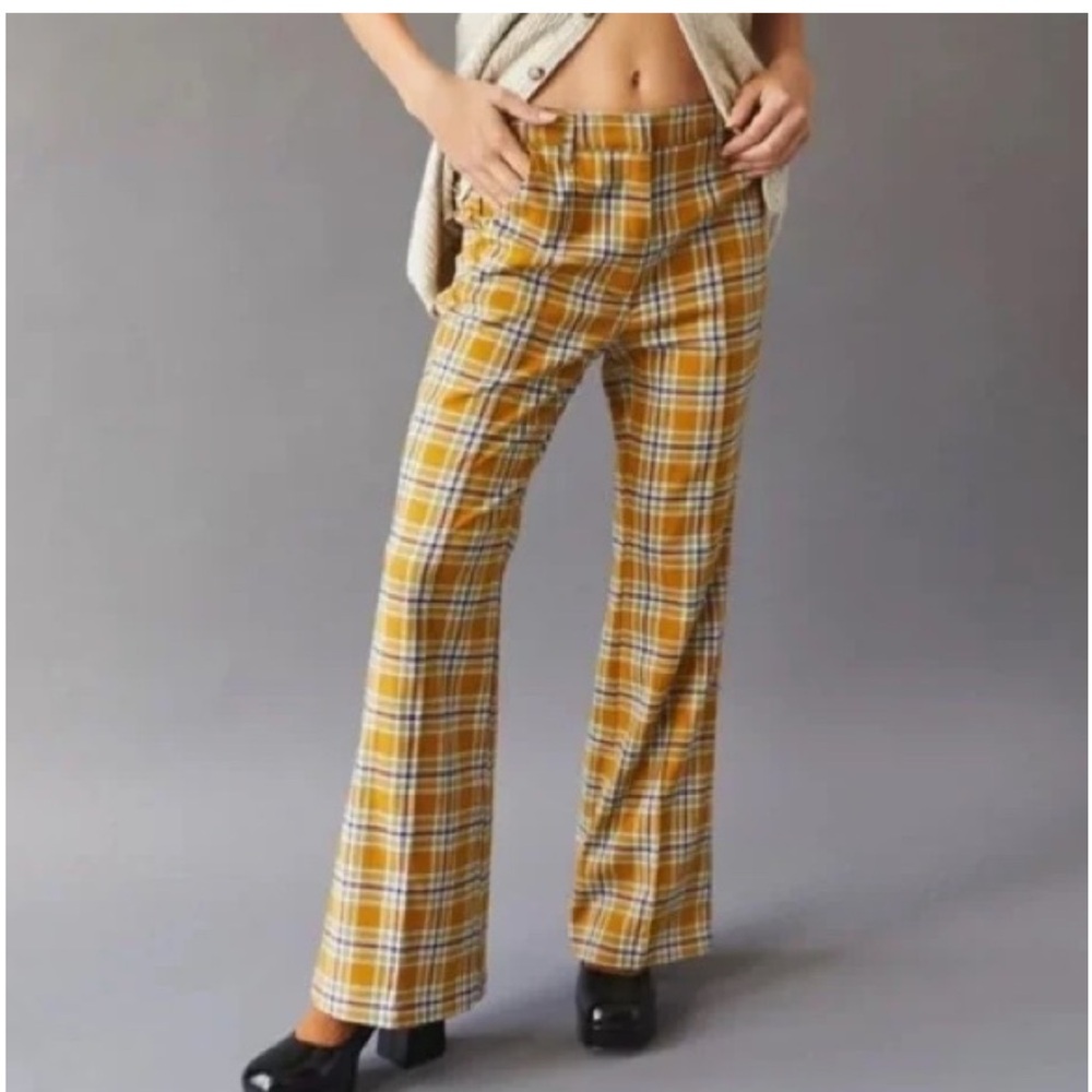 Urban Outfitters Isabella Printed Flare Pant Yellow Ochre
Olive Plaid Retro 2